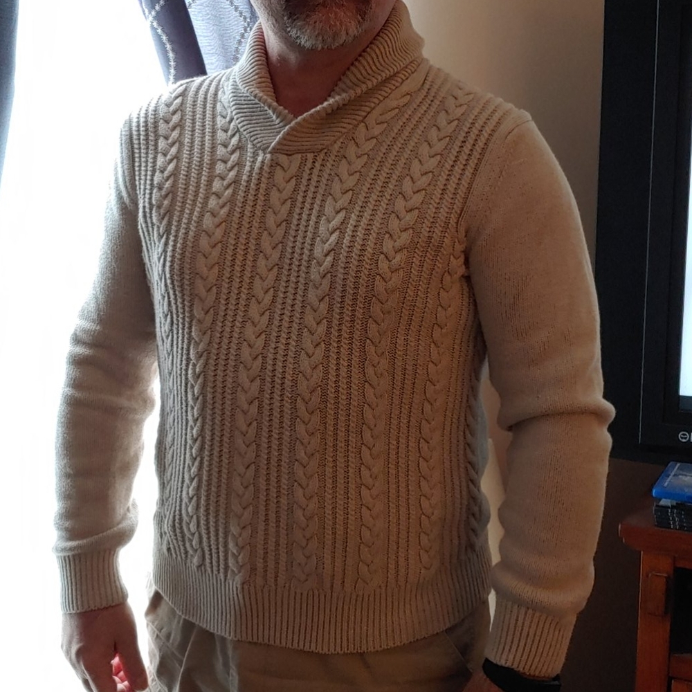 Jos A Bank cream-color men's sweater size Medium